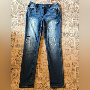 Chico’s distressed jeggings, size 6